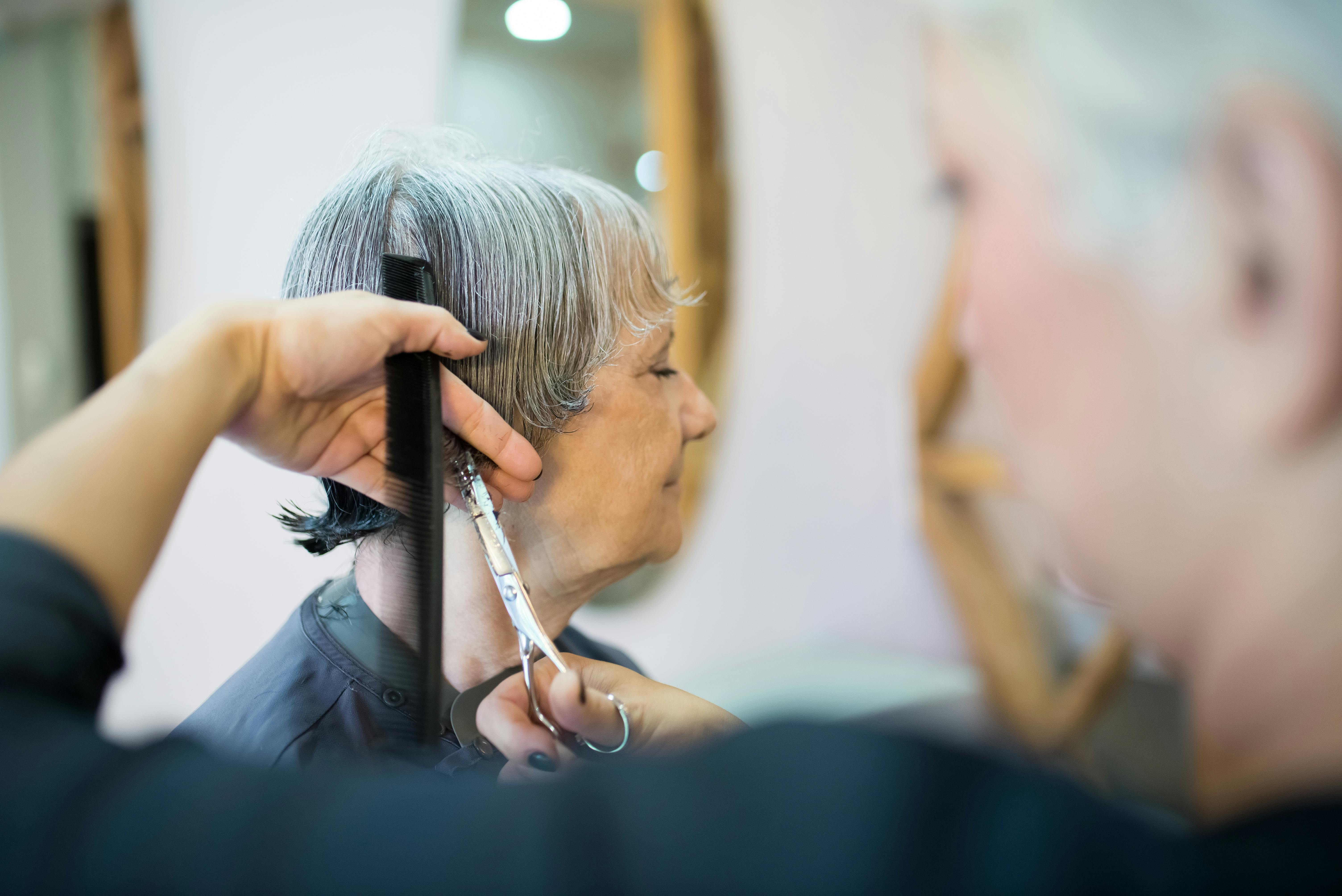 Dameskapper Hairsalon 23 in Delft